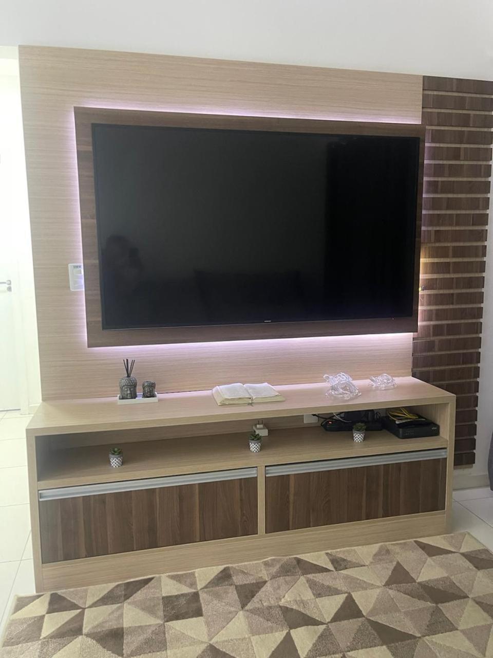 Vista Mar Manhathan Apartment *